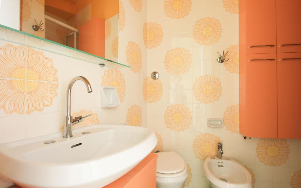 Diara, La Casa A Colori Con Terrazzo Apartment Vernazza Bagian luar foto