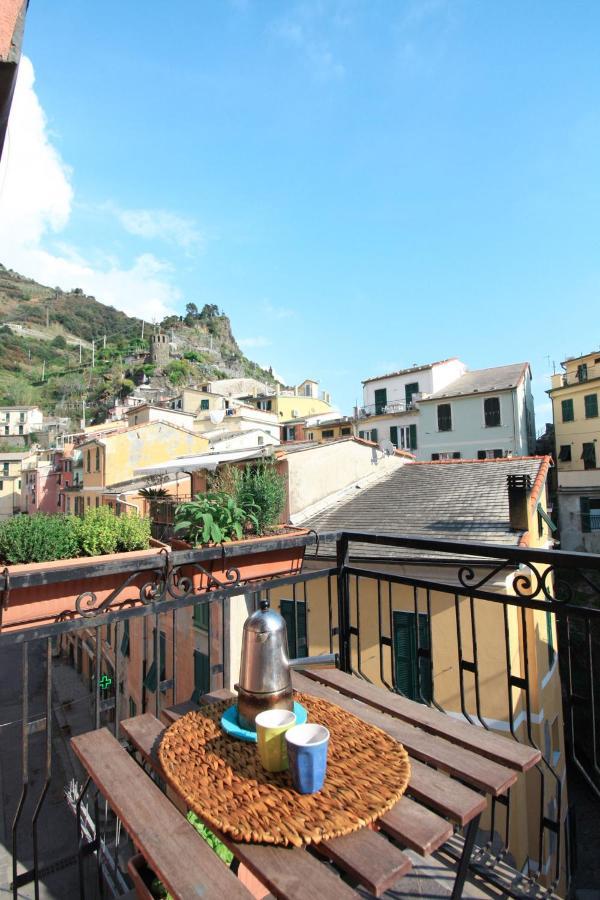 Diara, La Casa A Colori Con Terrazzo Apartment Vernazza Bagian luar foto