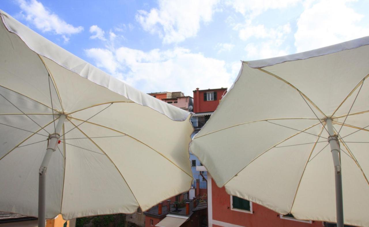 Diara, La Casa A Colori Con Terrazzo Apartment Vernazza Bagian luar foto