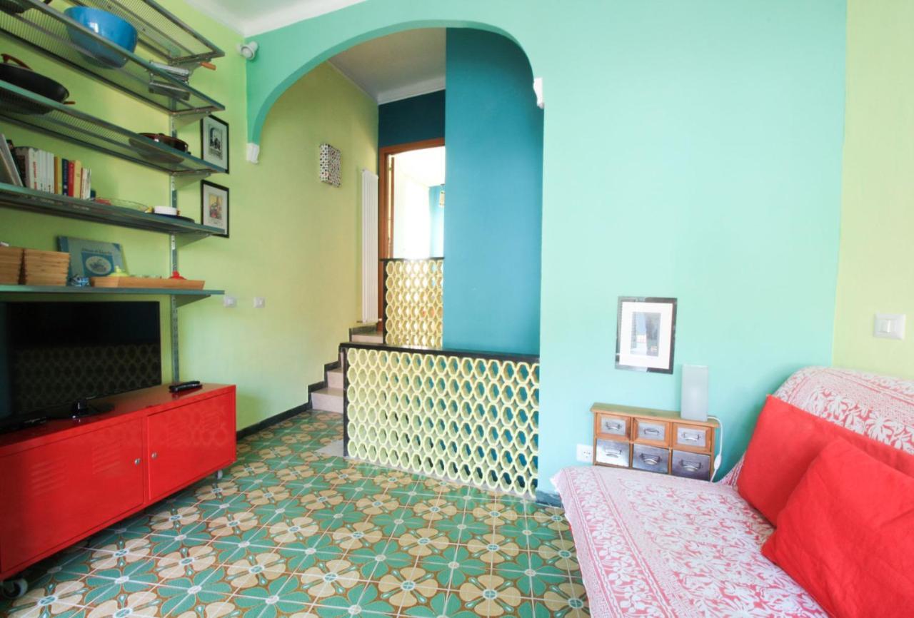 Diara, La Casa A Colori Con Terrazzo Apartment Vernazza Bagian luar foto